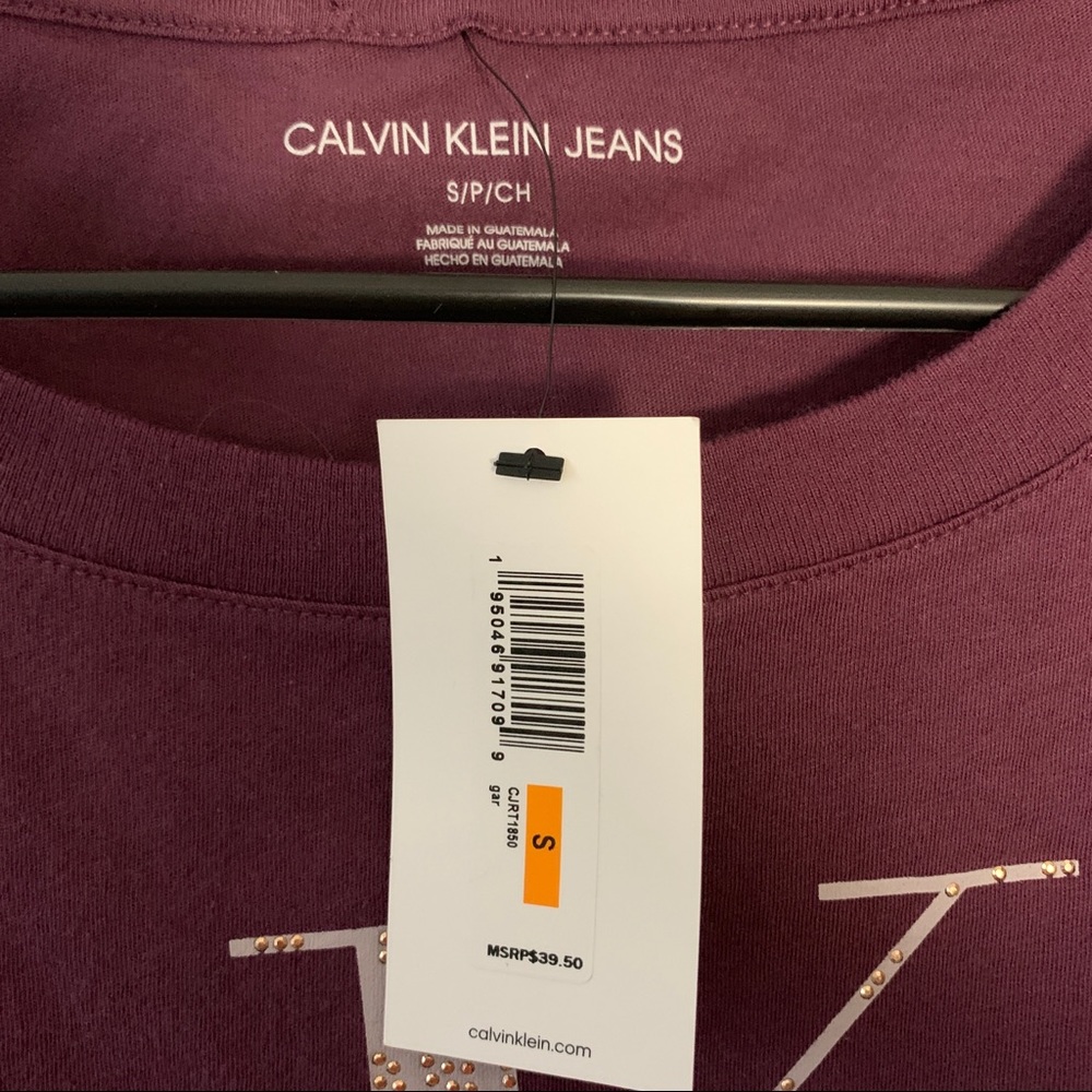 Calvin Klein Jeans burgundy T-shirt - Picture 4 of 7